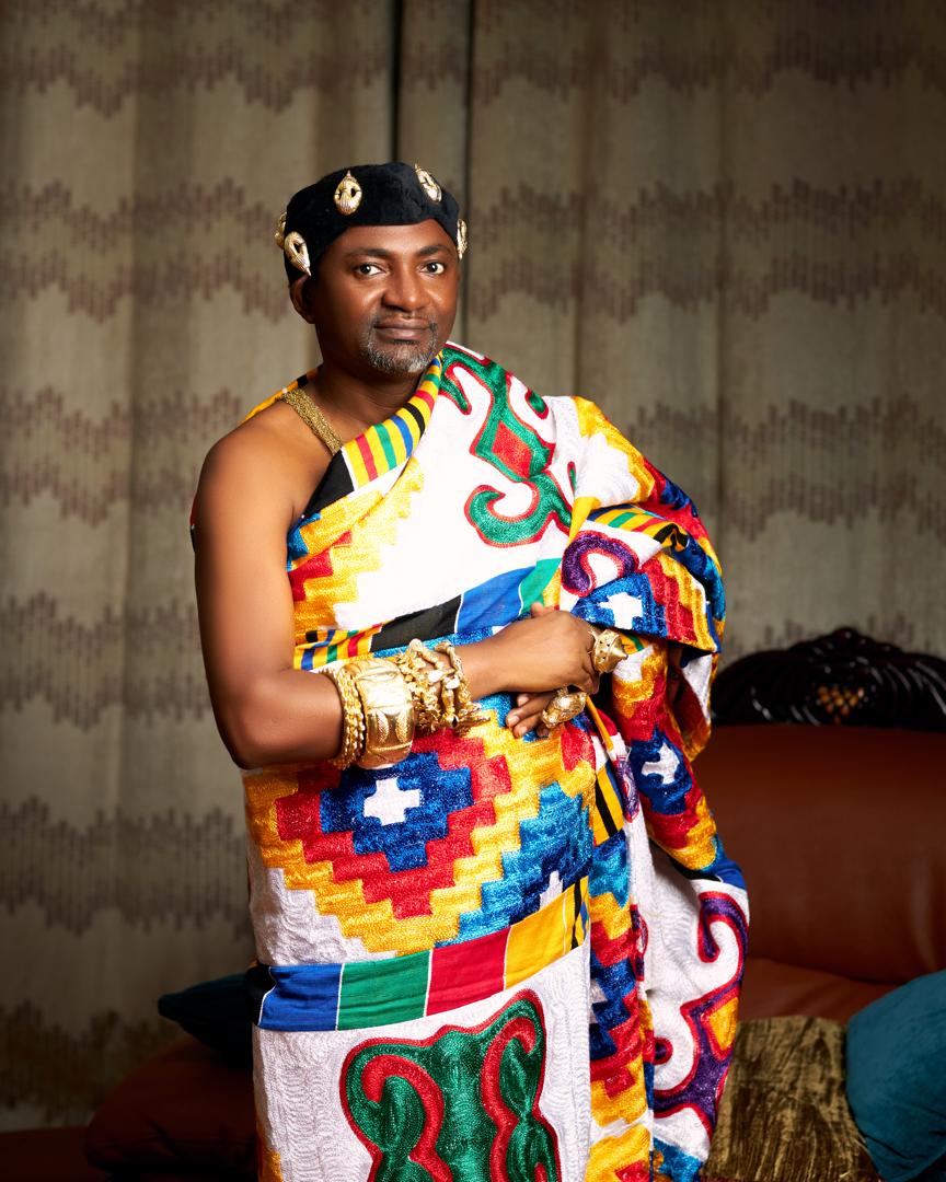 Barima Acheampong Sarpong II in royal kente