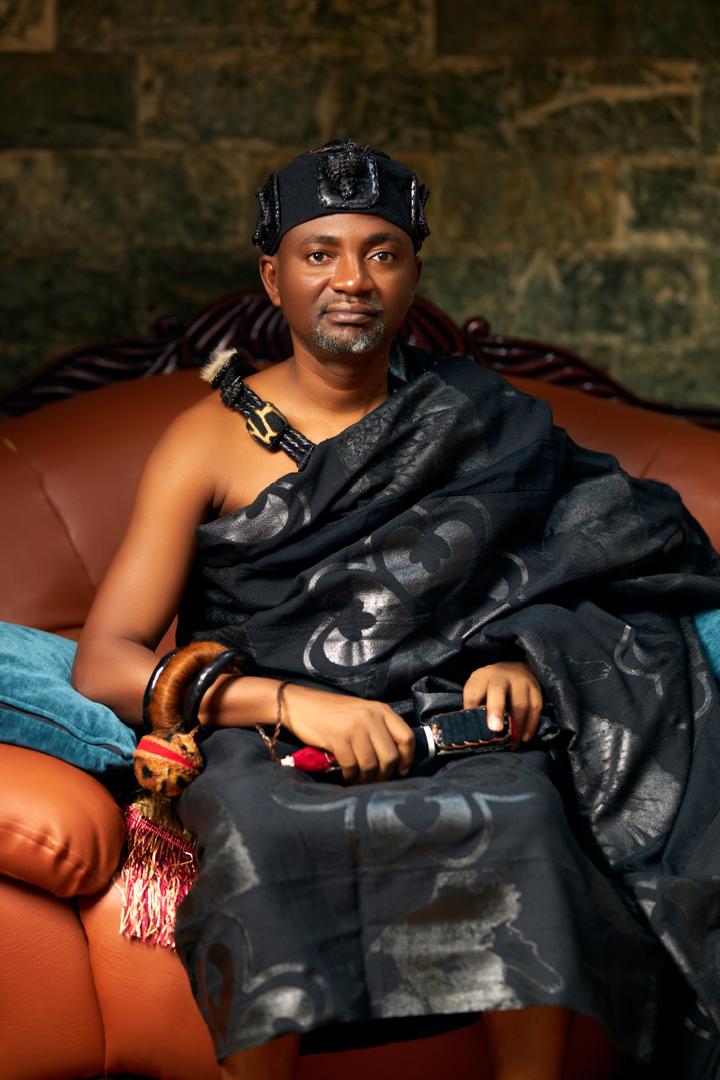 Barima Acheampong Sarpong II in royal Black Ntoma